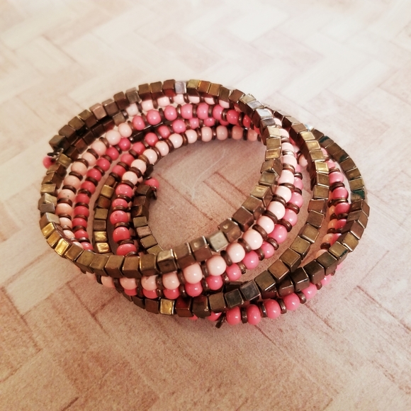 Beaded Coil "Slinky like "Bracelet - Picture 3 of 4